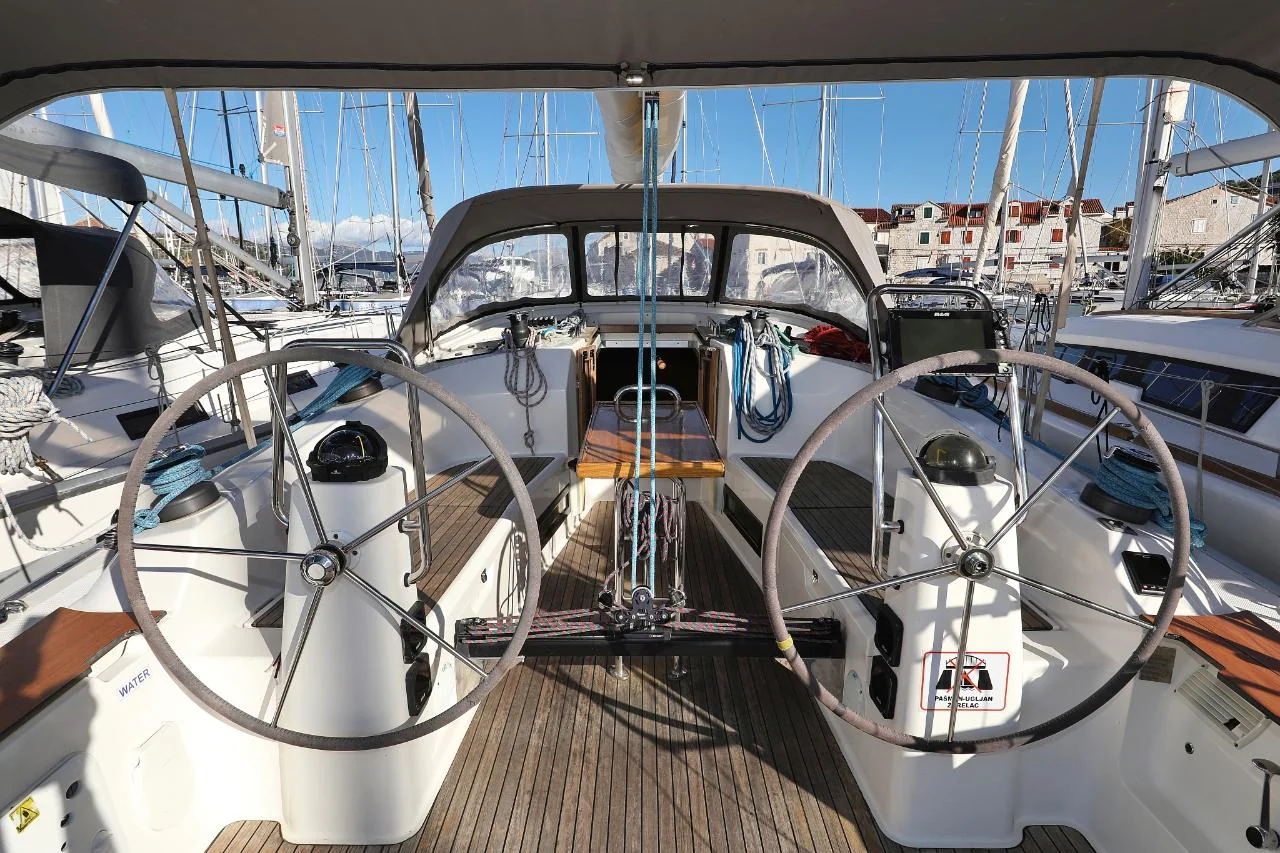 Silver Arrow - Gallery 3