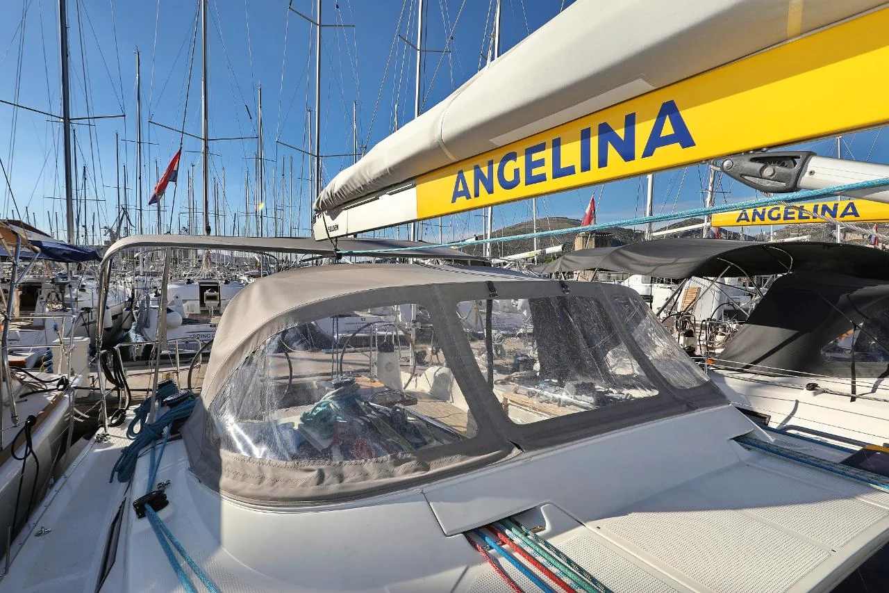 Silver Arrow - Gallery 11
