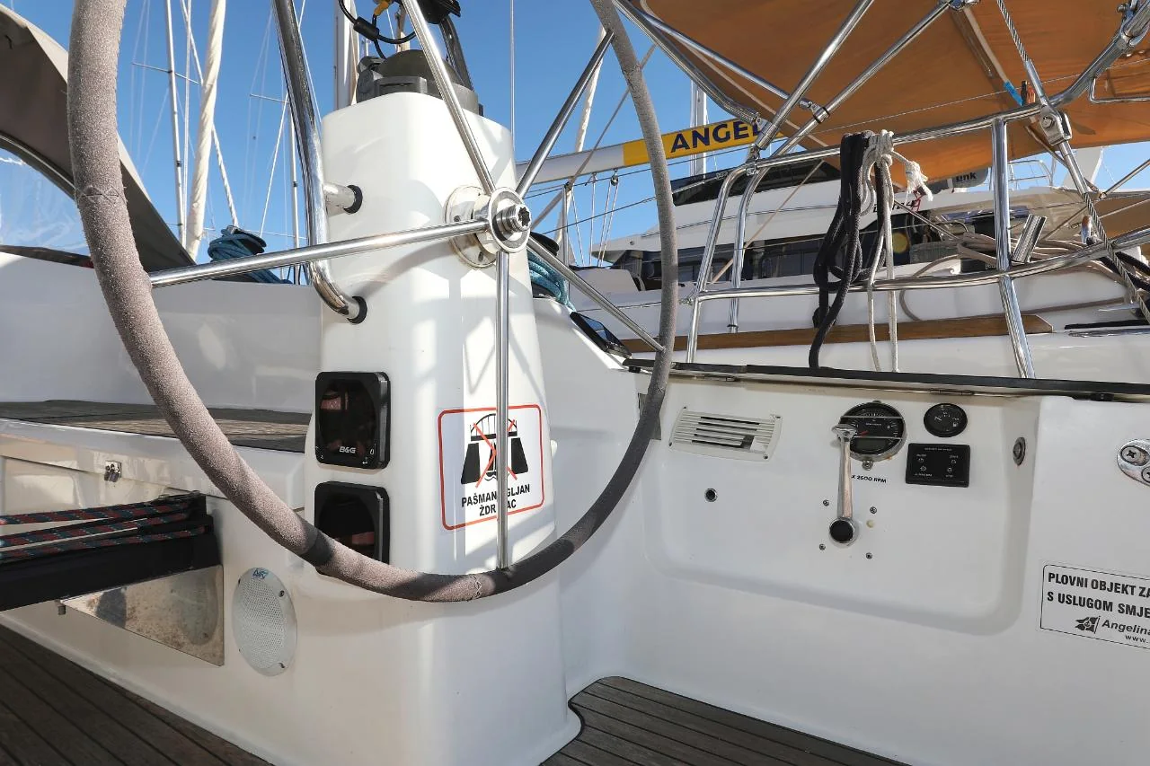 Silver Arrow - Gallery 45