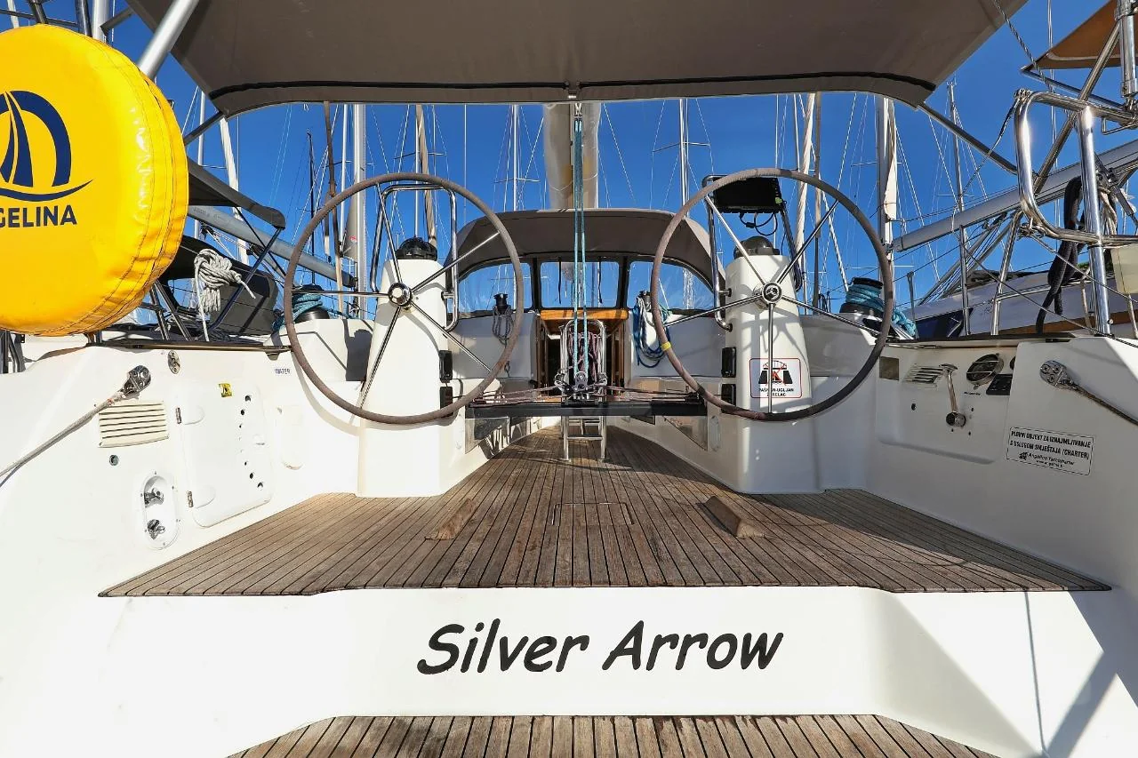 Silver Arrow - Gallery 46