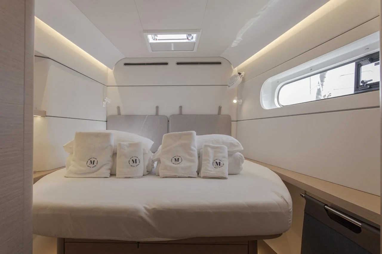 White Lotus - Gallery 19