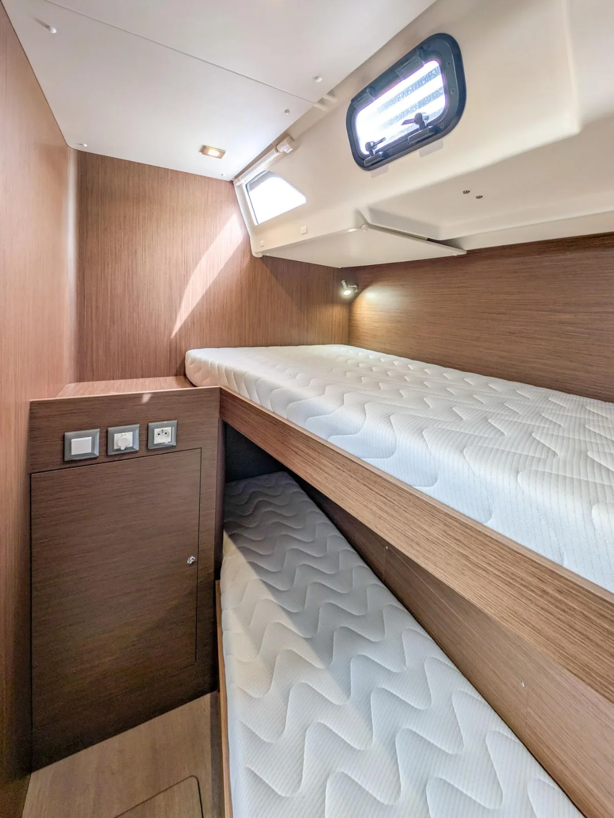 Aquaris - Gallery 29