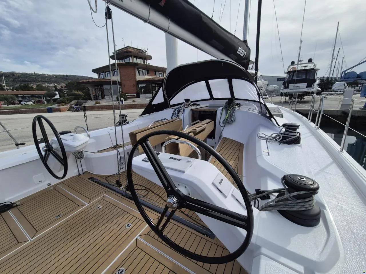 Sailing Grace - Gallery 3