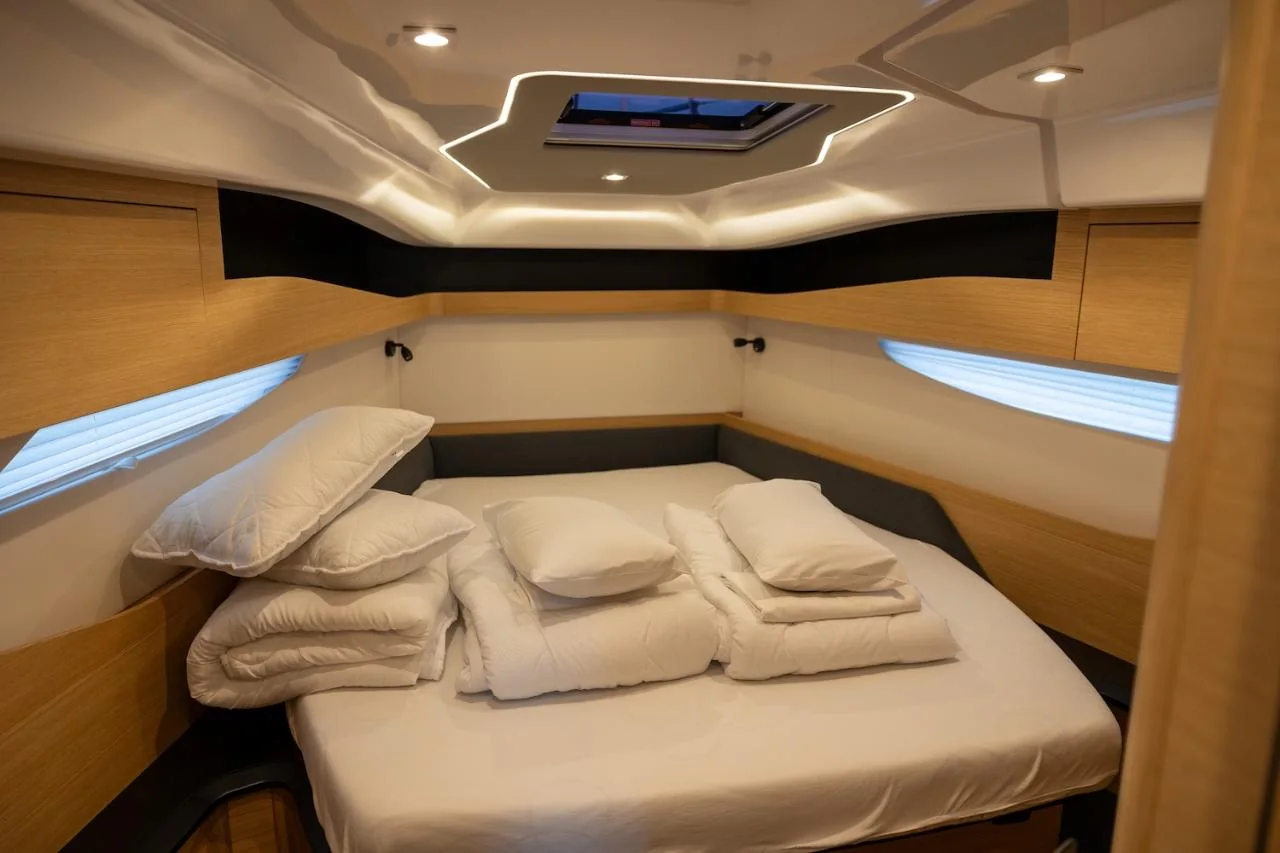 Sailing Grace - Gallery 17