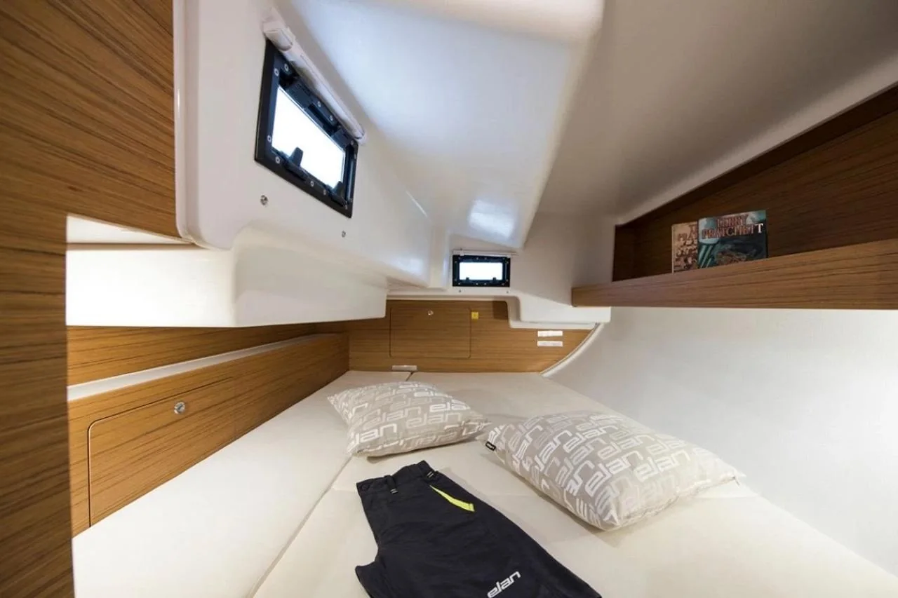 Lipa - Gallery 27