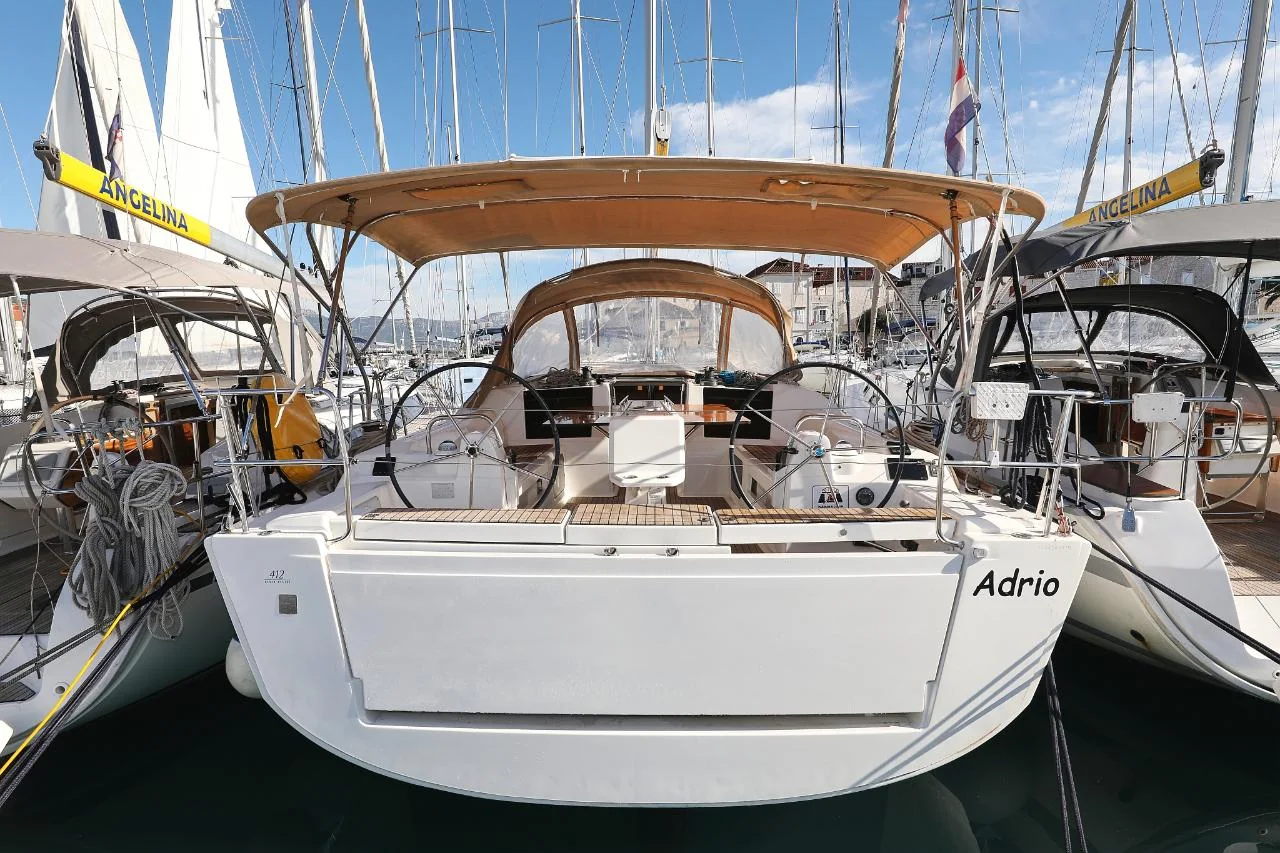 Adrio - Main 1
