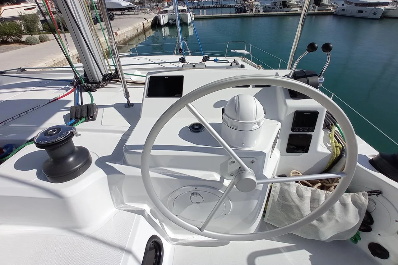 Sailin - Gallery 16