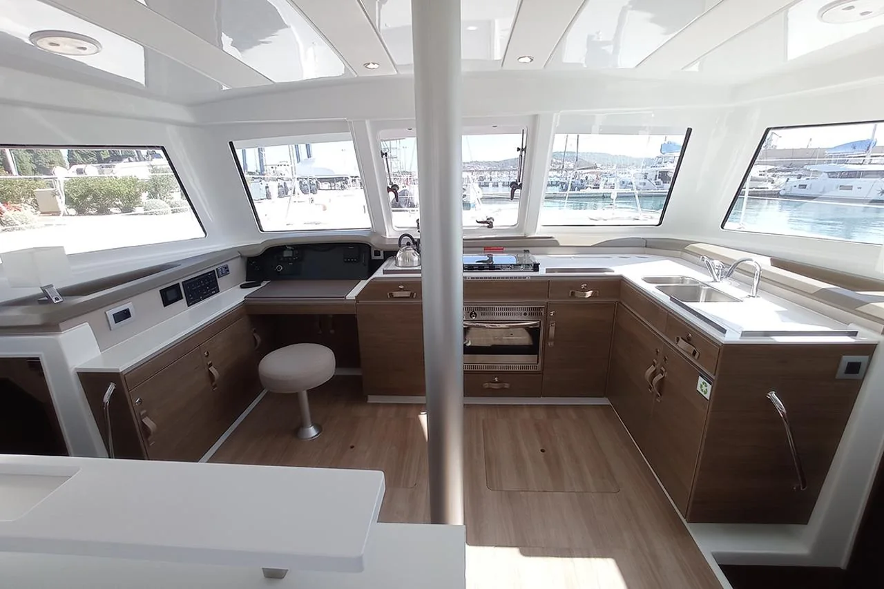 Sailin - Gallery 19