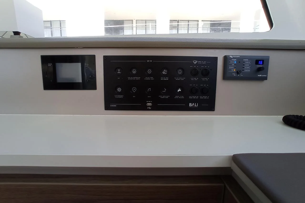 Sailin - Gallery 26