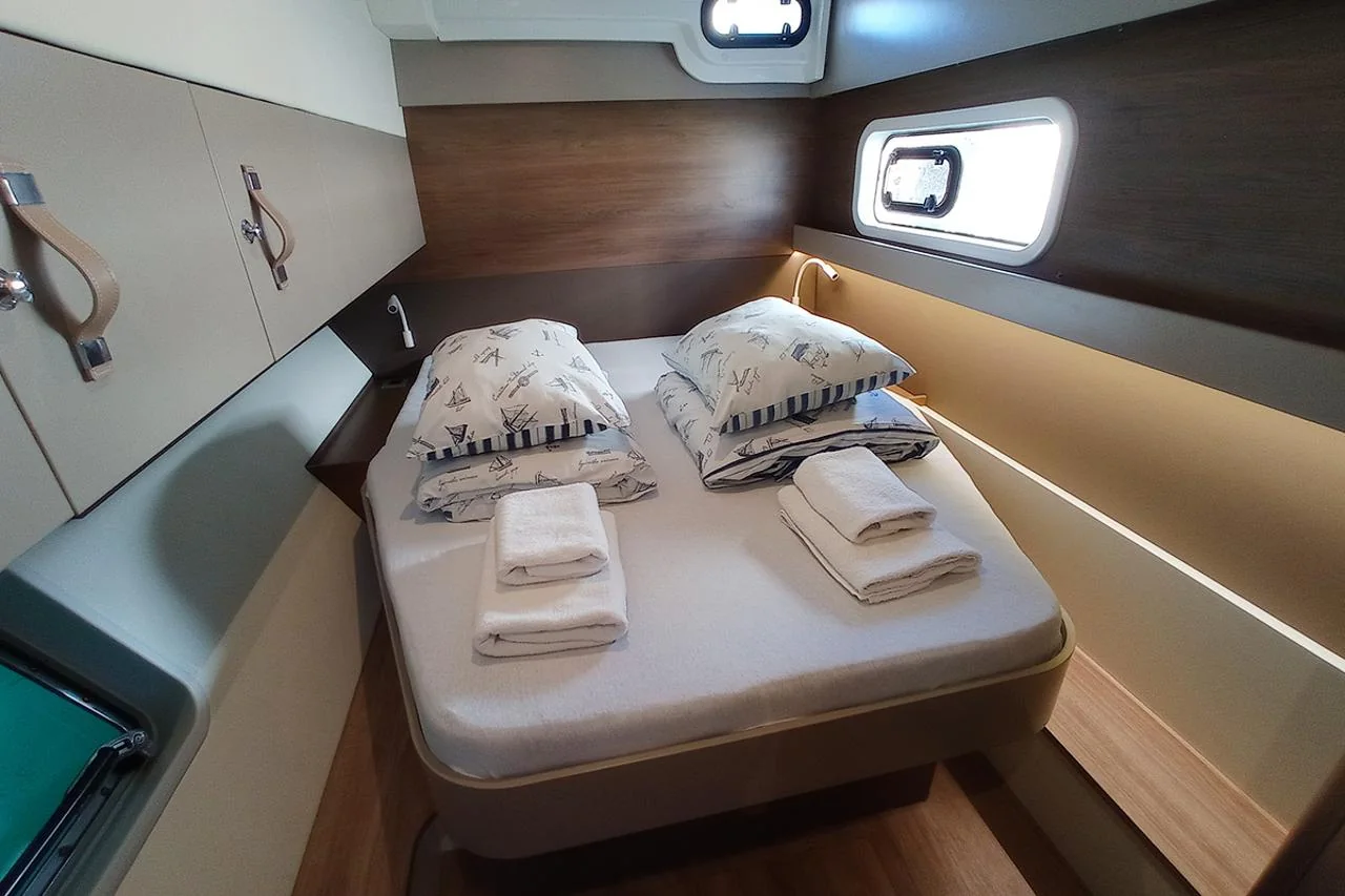 Sailin - Gallery 38