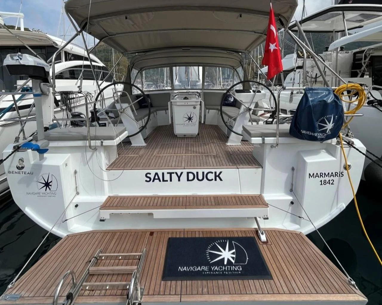 SALTY DUCK - Main 1