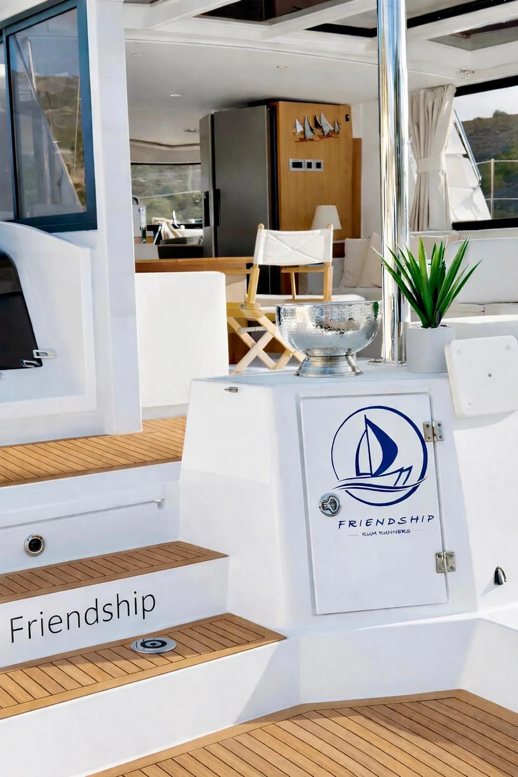 Friendship - Gallery 18