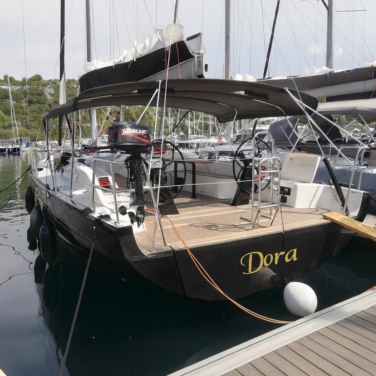 Dora - Main 1
