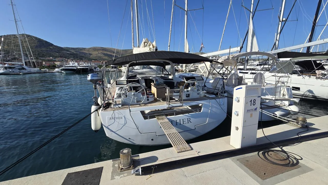 Esther - Gallery 2