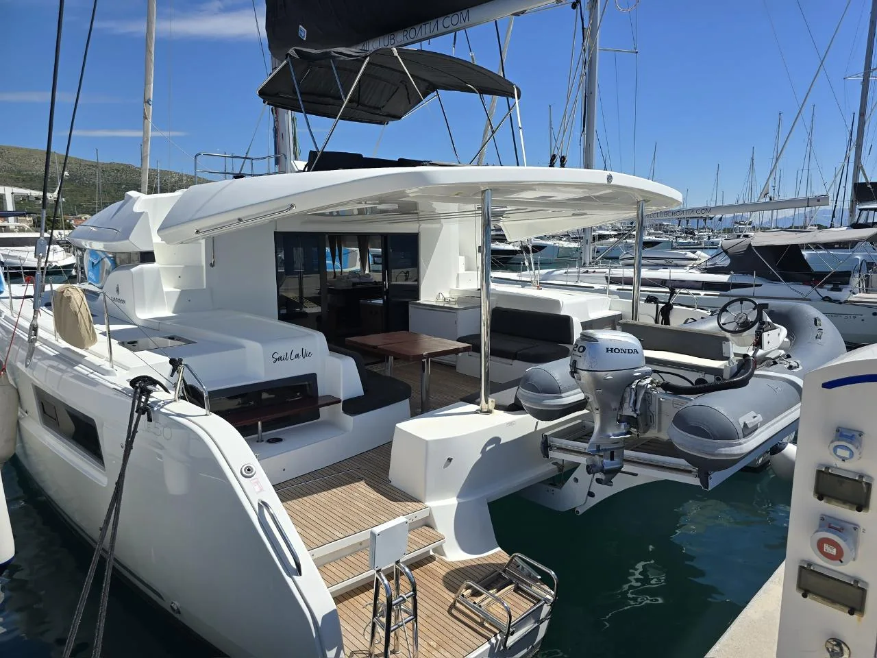 Sail La Vie - Main 1
