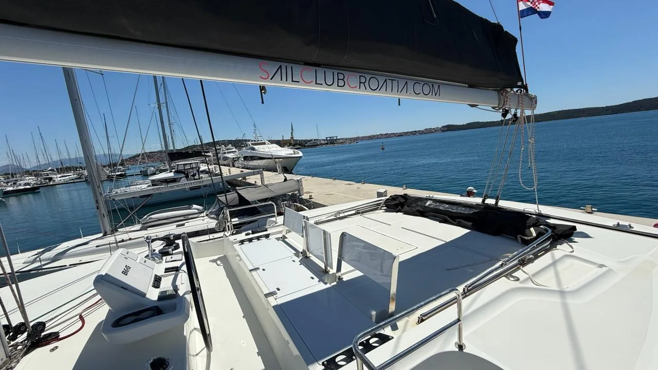 Sail La Vie - Gallery 11