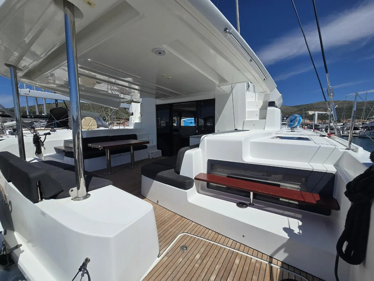 Sail La Vie - Gallery 12