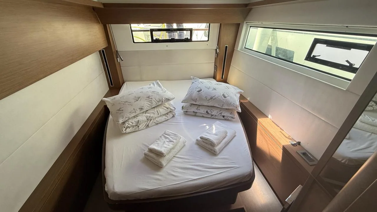 Sail La Vie - Gallery 26