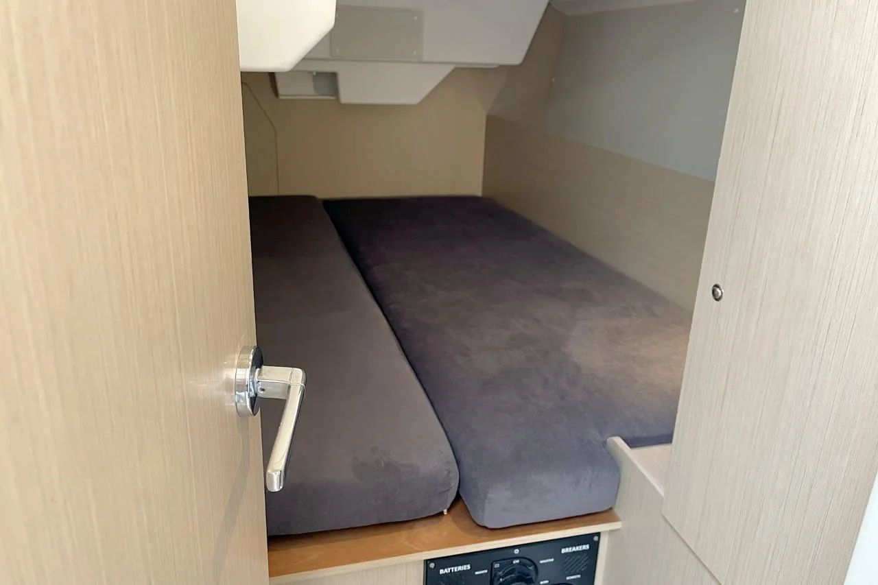 Yukabay - Gallery 18