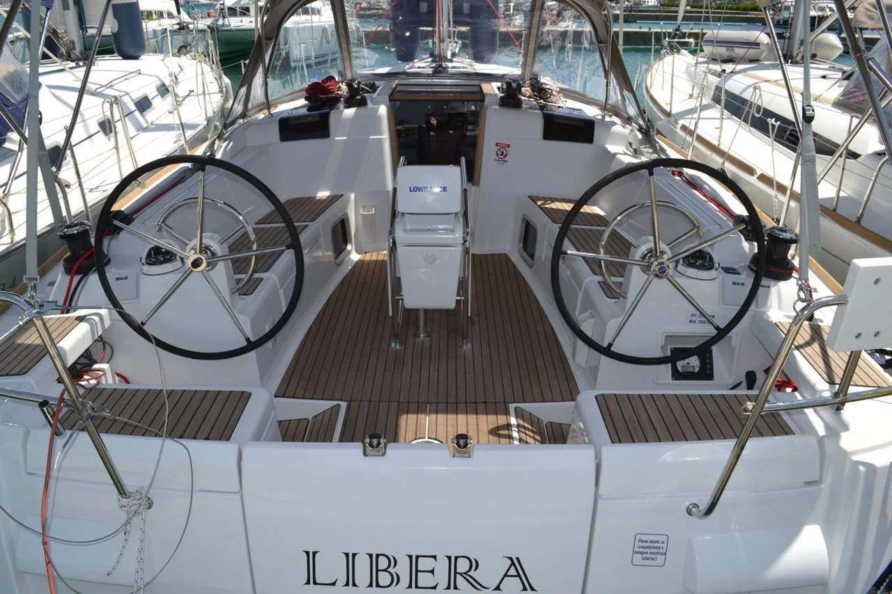Libera - Main 1