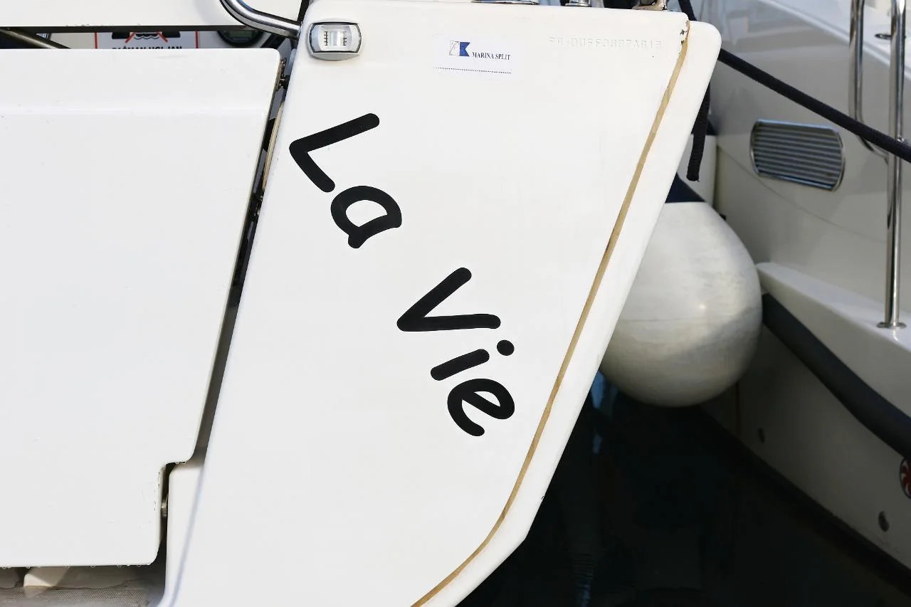 La Vie - Gallery 36