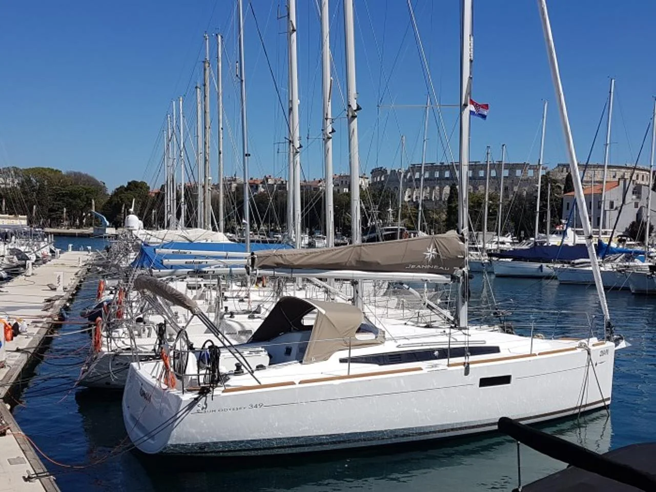 Romana - Main 1
