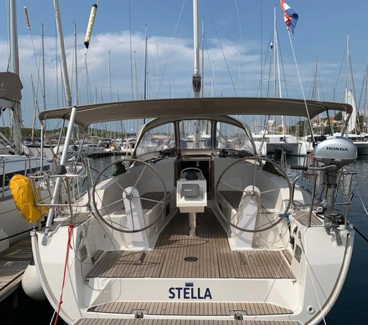 Stella - Main 1