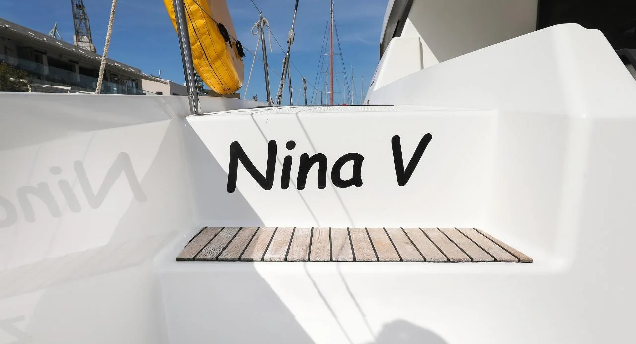 Nina V - Gallery 51