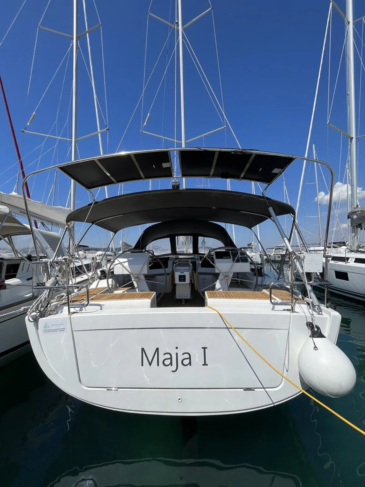 Maja - Main 1