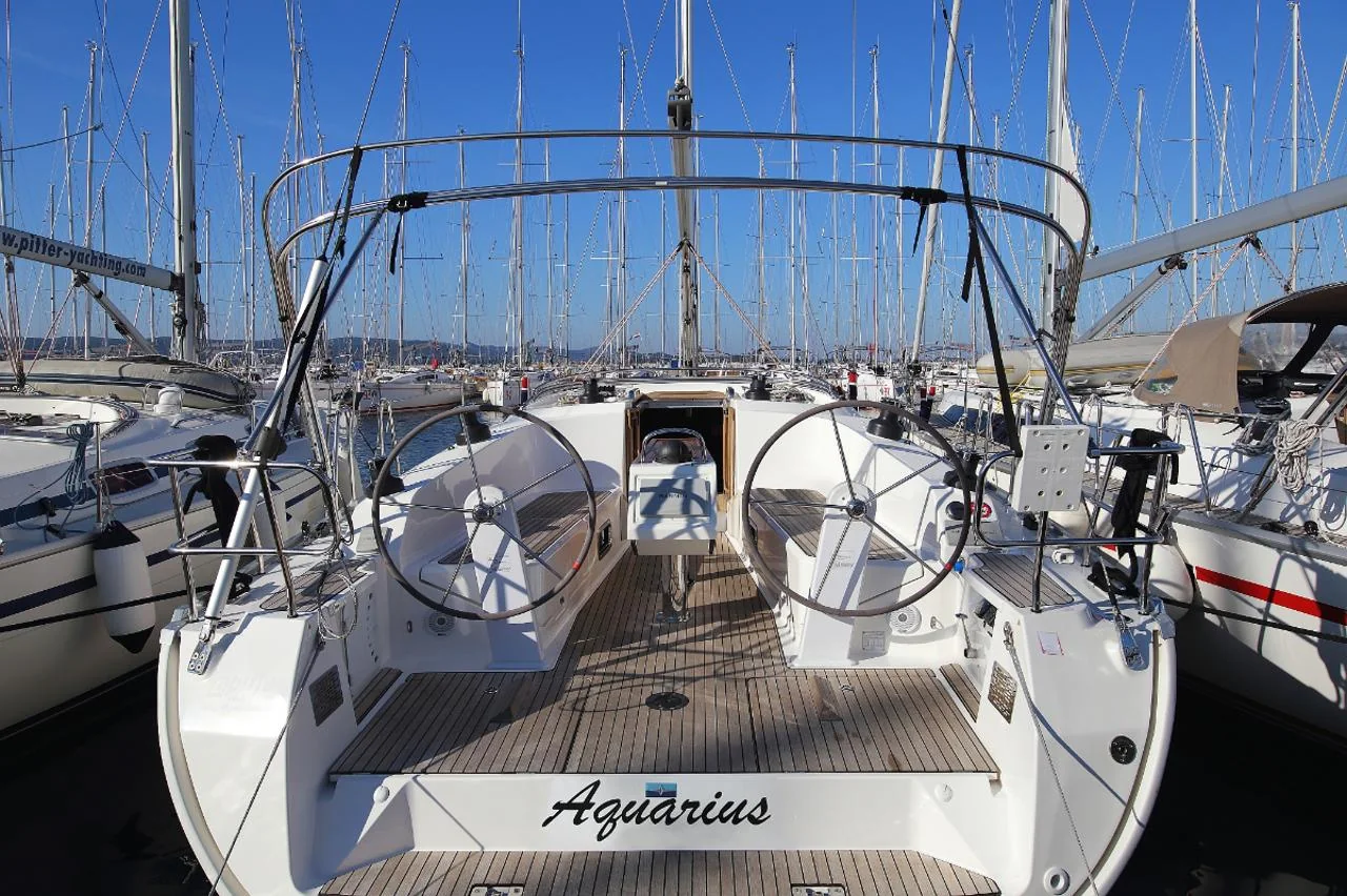 Aquarius - Main 1