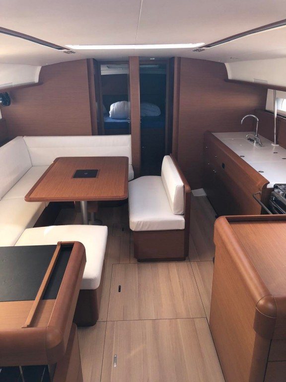 Yacht JEANNEAU - Sun Odyssey 519 "Misty"
