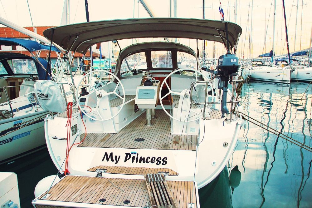Yacht BAVARIA - Cruiser 37 "My Princess"