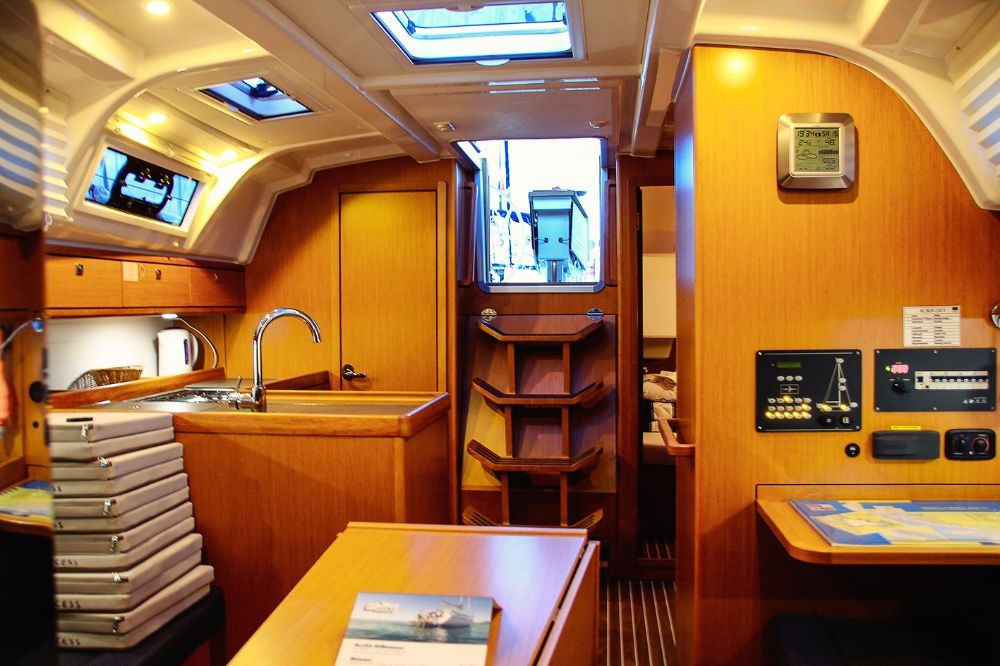 Yacht BAVARIA - Cruiser 37 "My Princess"