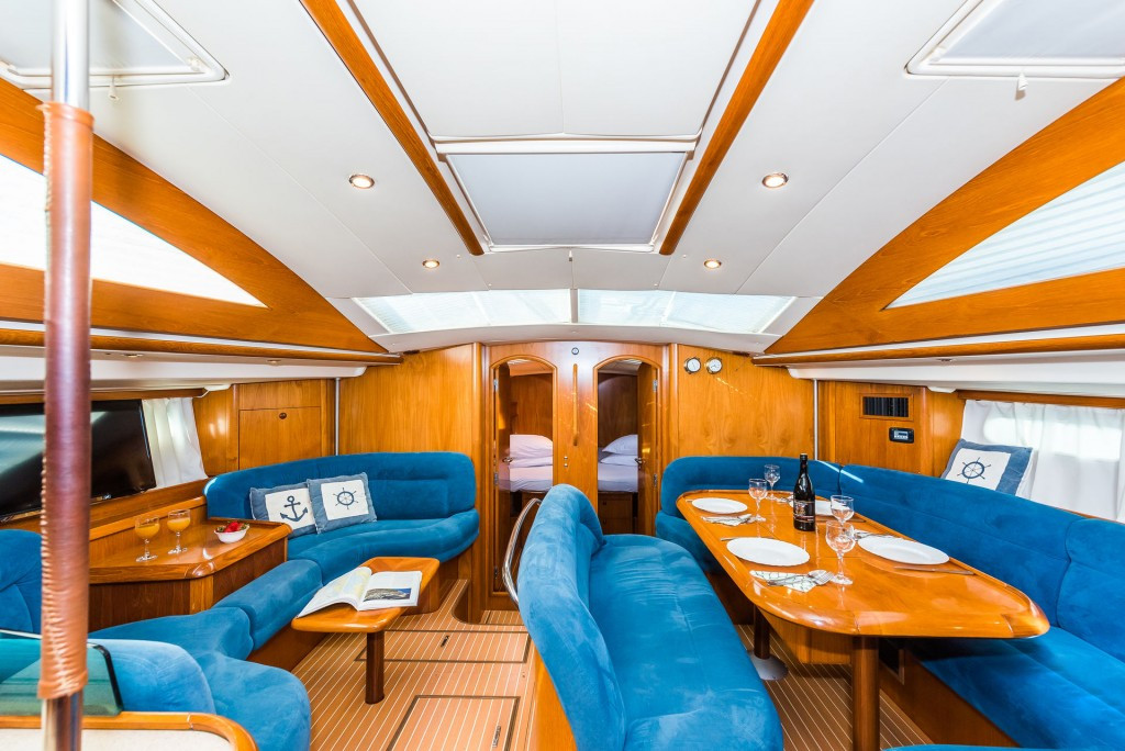 Yacht JEANNEAU - Sun Odyssey 54 DS "Vika"
