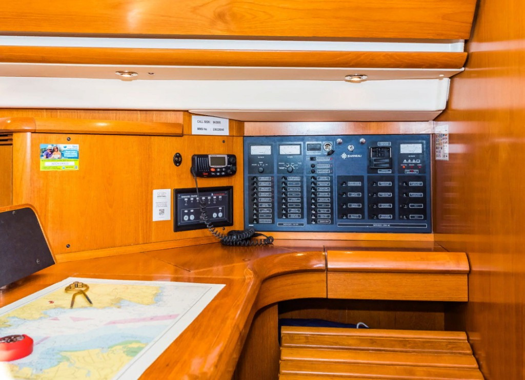 Yacht JEANNEAU - Sun Odyssey 54 DS "Vika"
