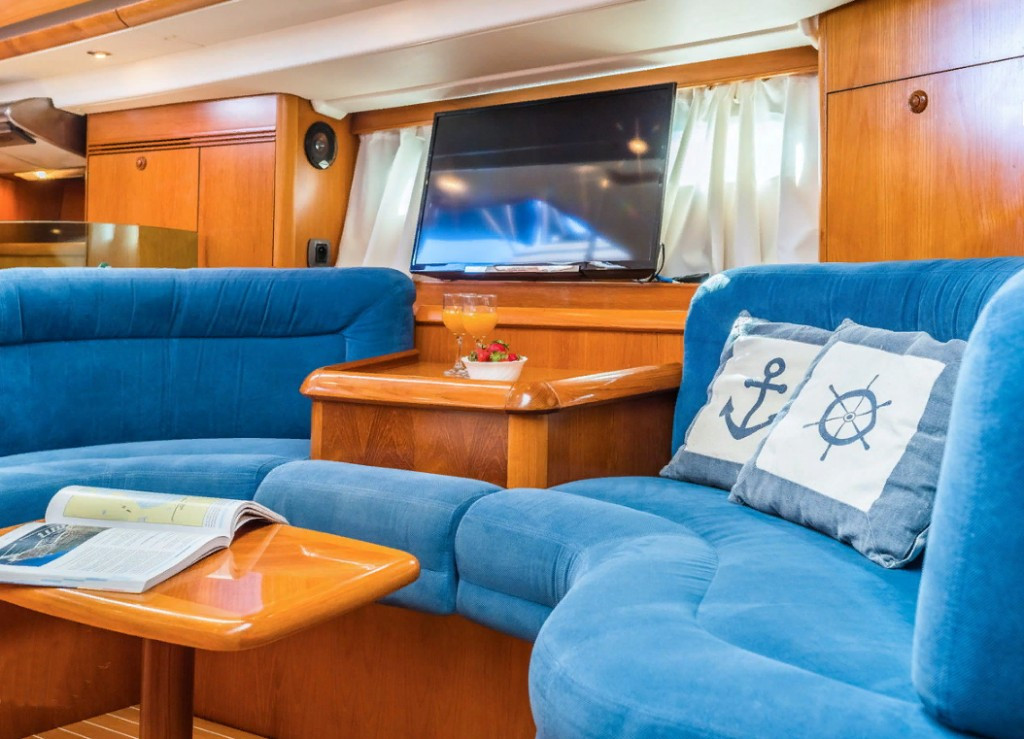Yacht JEANNEAU - Sun Odyssey 54 DS "Vika"