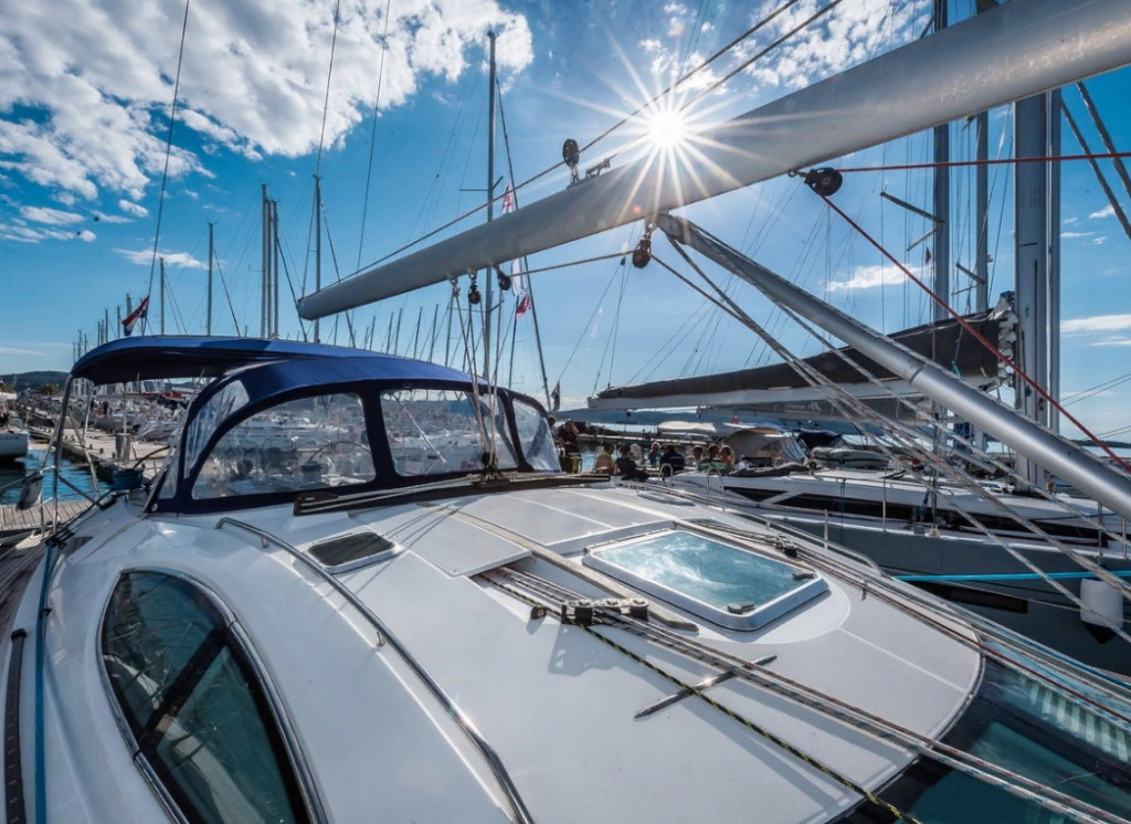 Yacht JEANNEAU - Sun Odyssey 54 DS "Vika"