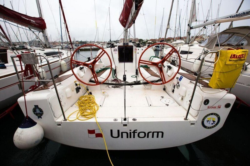 Yacht ELAN - 350 Performance "Uniform"