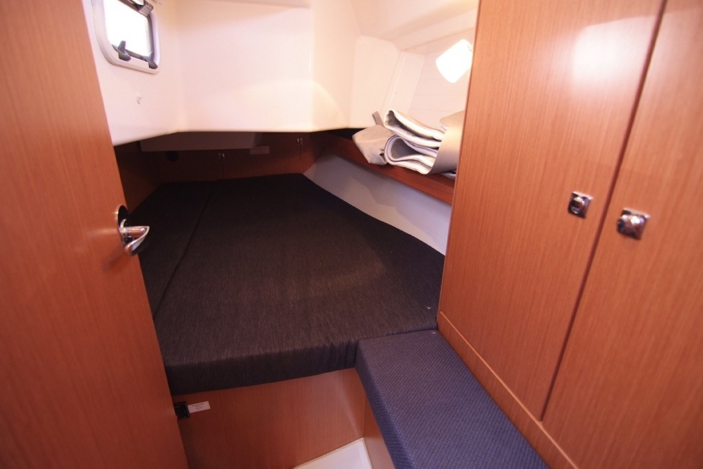 Yacht BAVARIA - Cruiser 34 "Talassa"