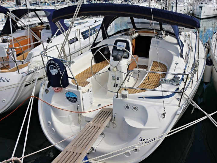 Yacht BAVARIA - 33 Cruiser "Frana"