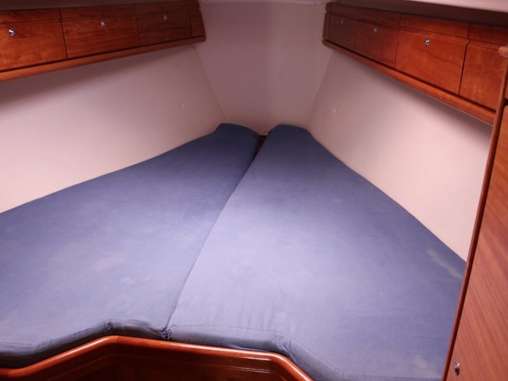 Yacht BAVARIA - 33 Cruiser "Frana"