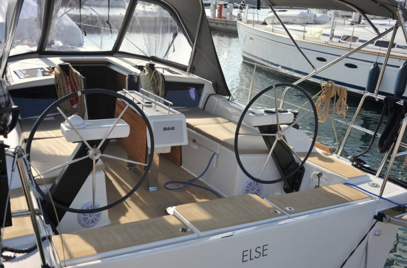 Yacht DUFOUR - 360 Grand Large "Else"