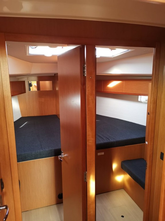 Yacht BAVARIA - Cruiser 46 "Jameson II"