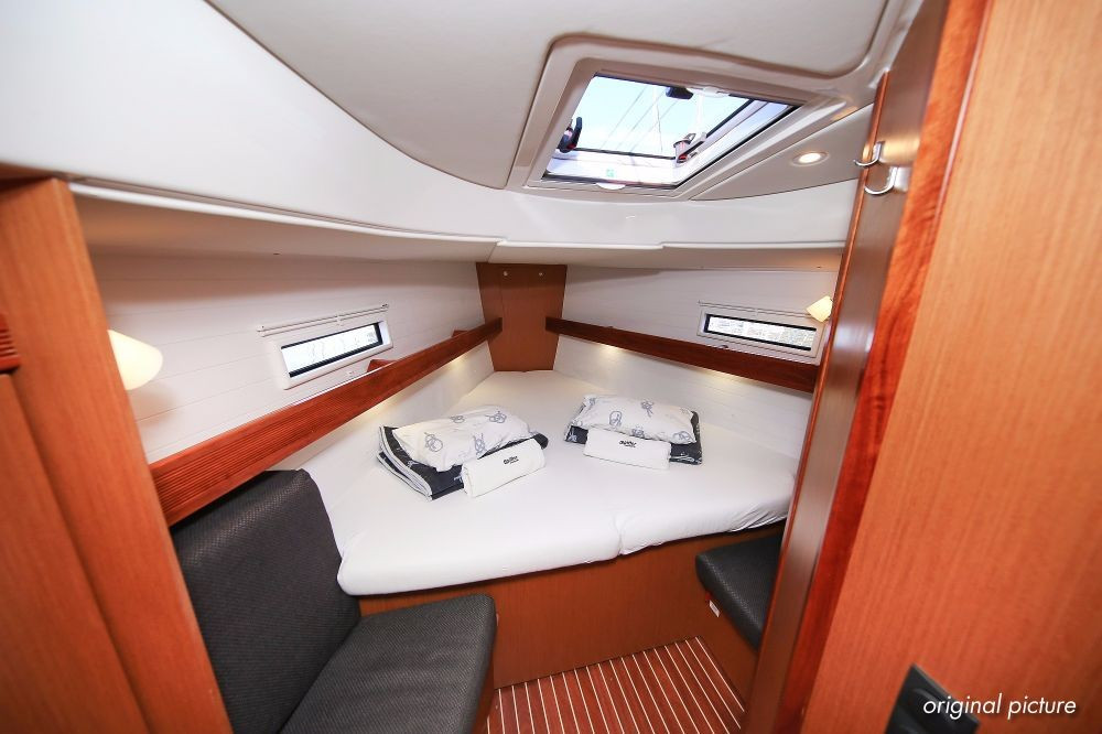 Yacht BAVARIA - Cruiser 40 "Ornela"