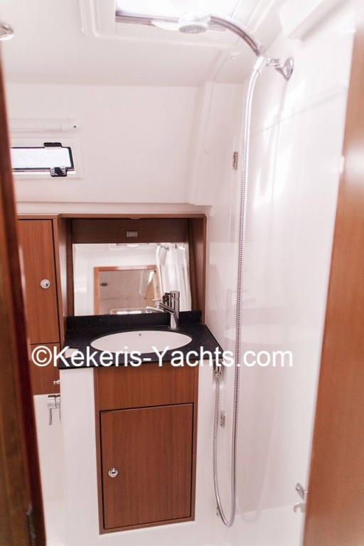 Yacht BAVARIA - Cruiser 40 "Klelia"