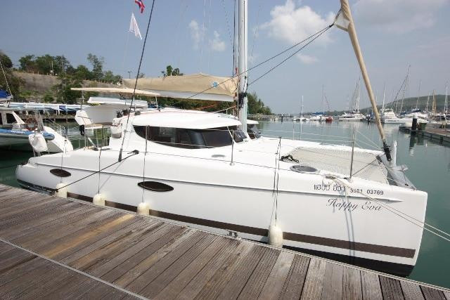 Yacht FOUNTAINE PAJOT - Mahe 36 "Happy Eva"