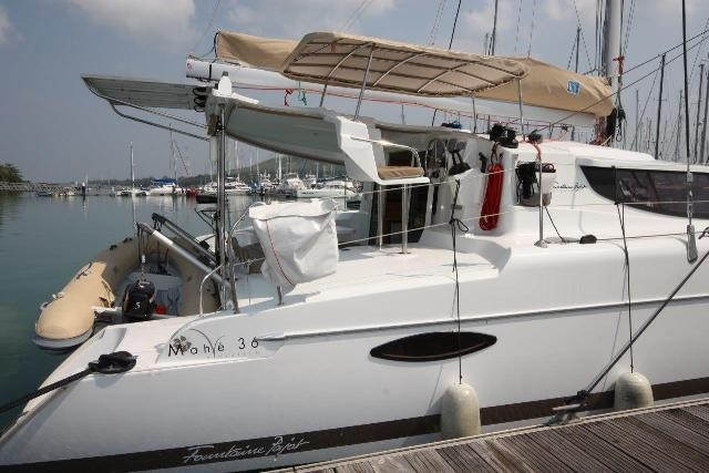 Yacht FOUNTAINE PAJOT - Mahe 36 "Happy Eva"