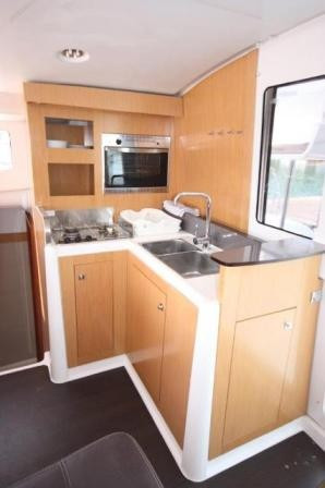 Yacht FOUNTAINE PAJOT - Mahe 36 "Happy Eva"