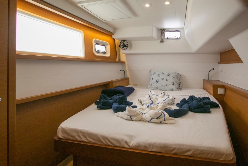 Yacht LAGOON - 450 F "Moët"