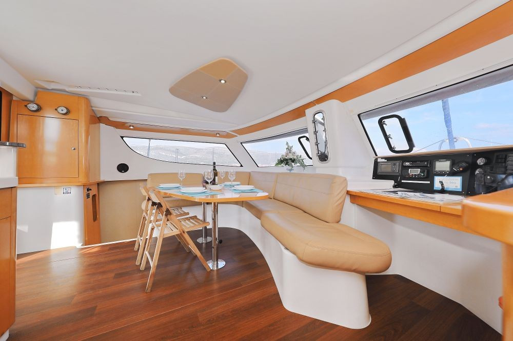 Yacht FOUNTAINE PAJOT - Orana 44 "Samira"